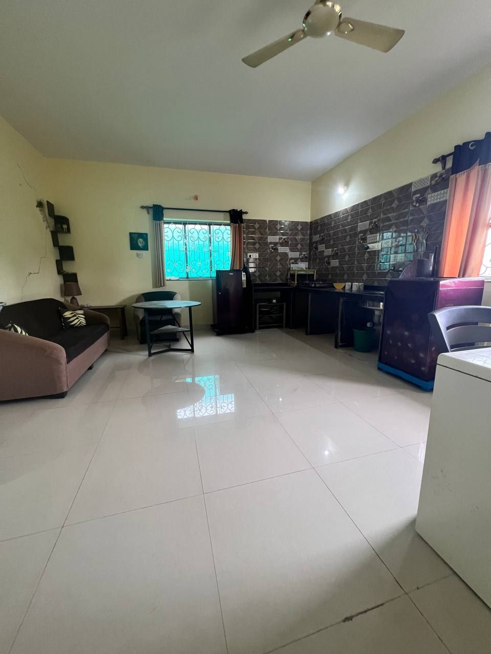1 BHK, Верхний Мандрем — фото 5