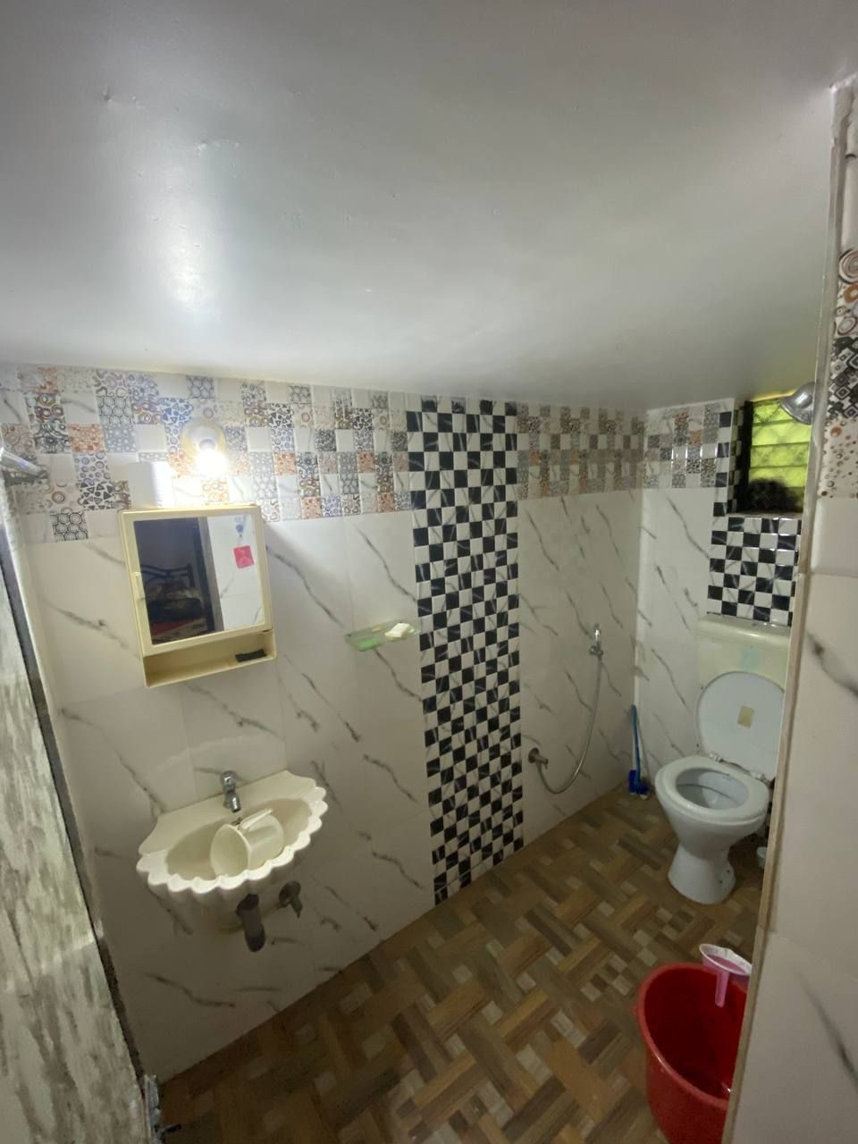 2 BHK, Верхний Мандрем — фото 4