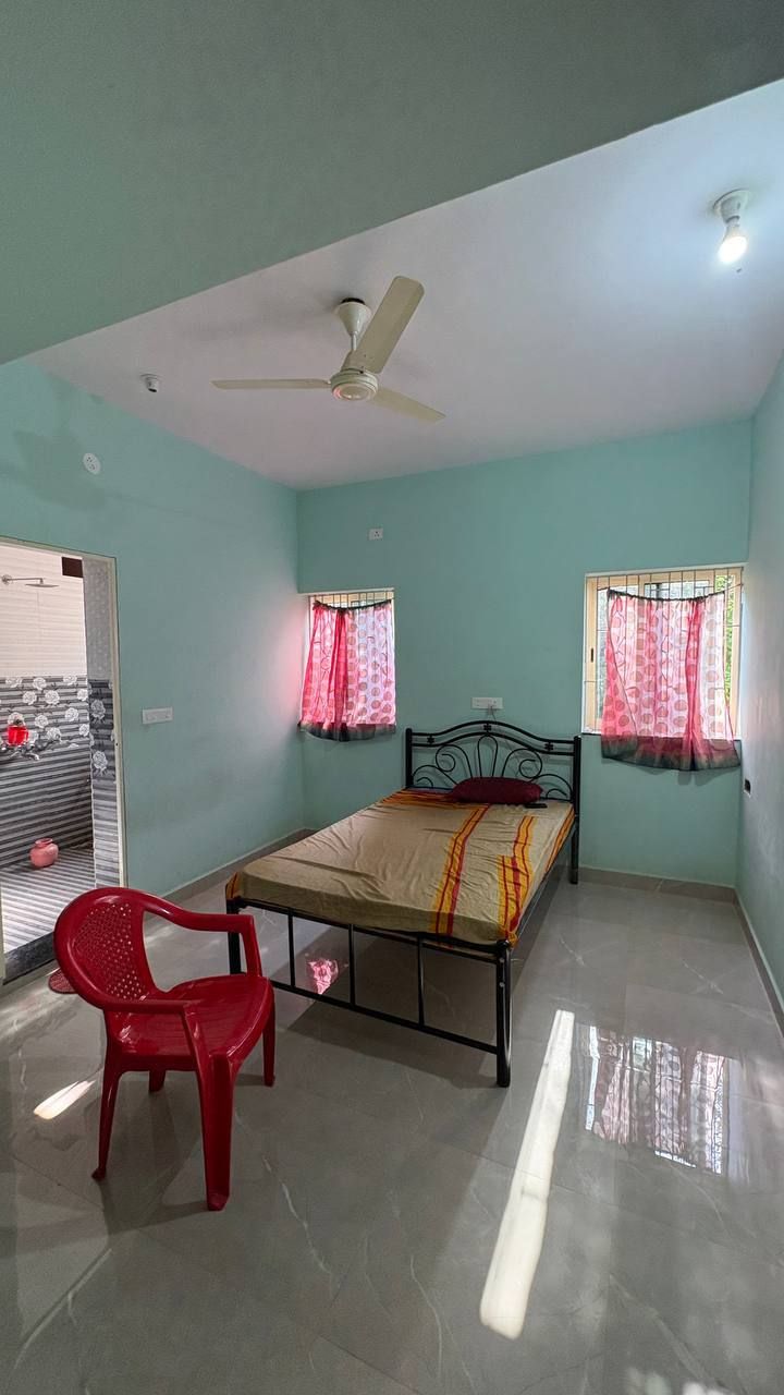 2 BHK, Верхний Мандрем — фото 3