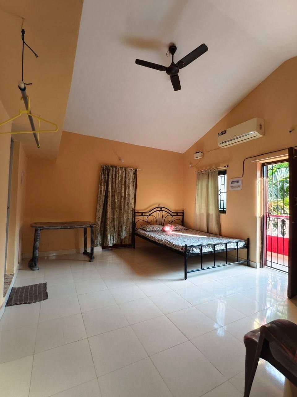 2 BHK, Нижний Мандрем — фото 4