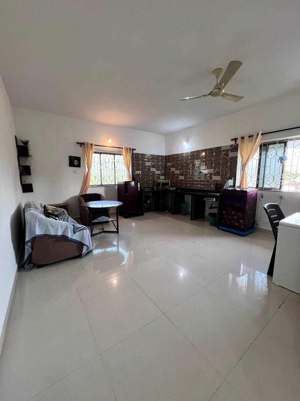 1 BHK, Верхний Мандрем — фото 2