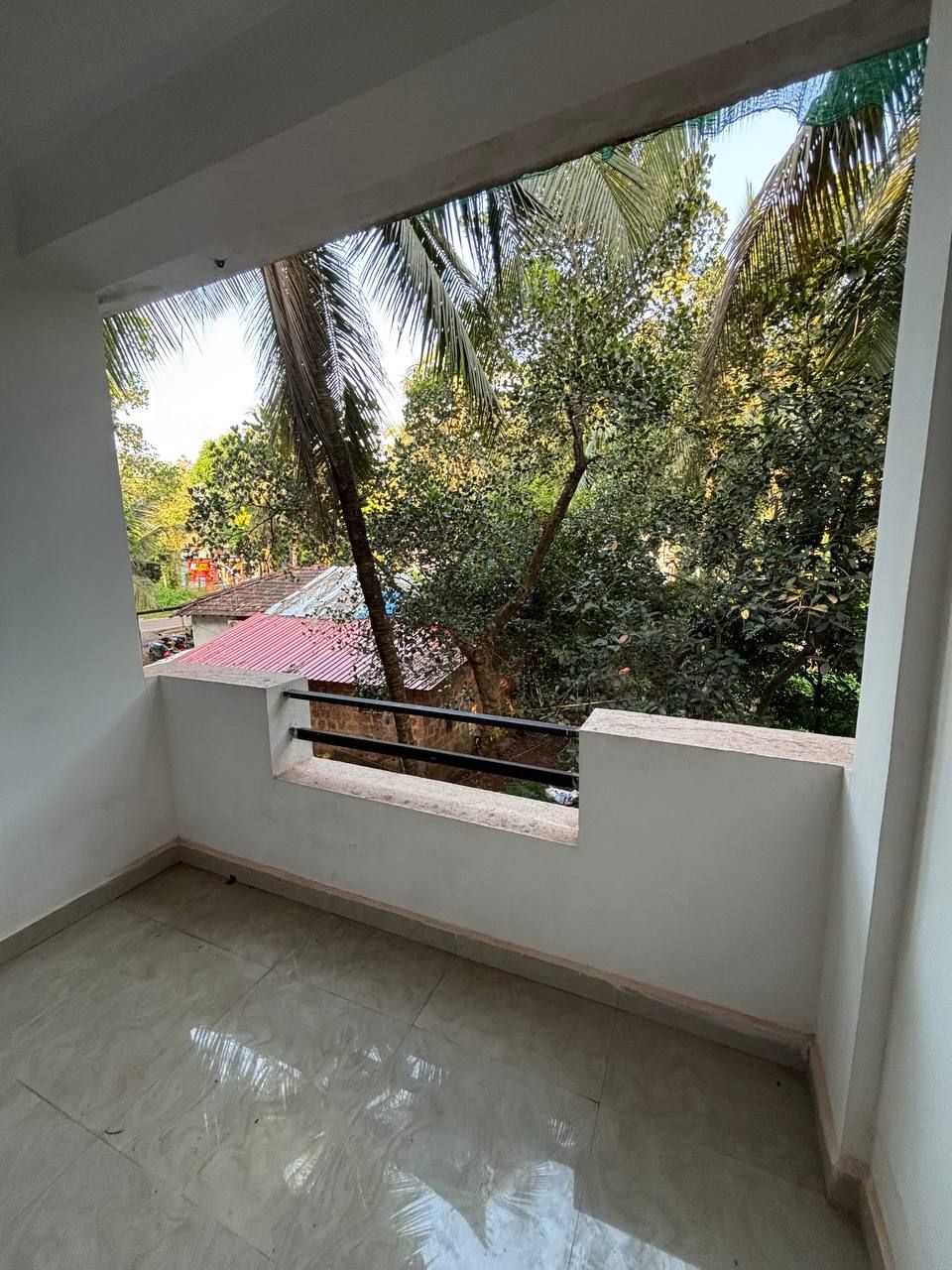 1 BHK, Нижний Мандрем — фото 4