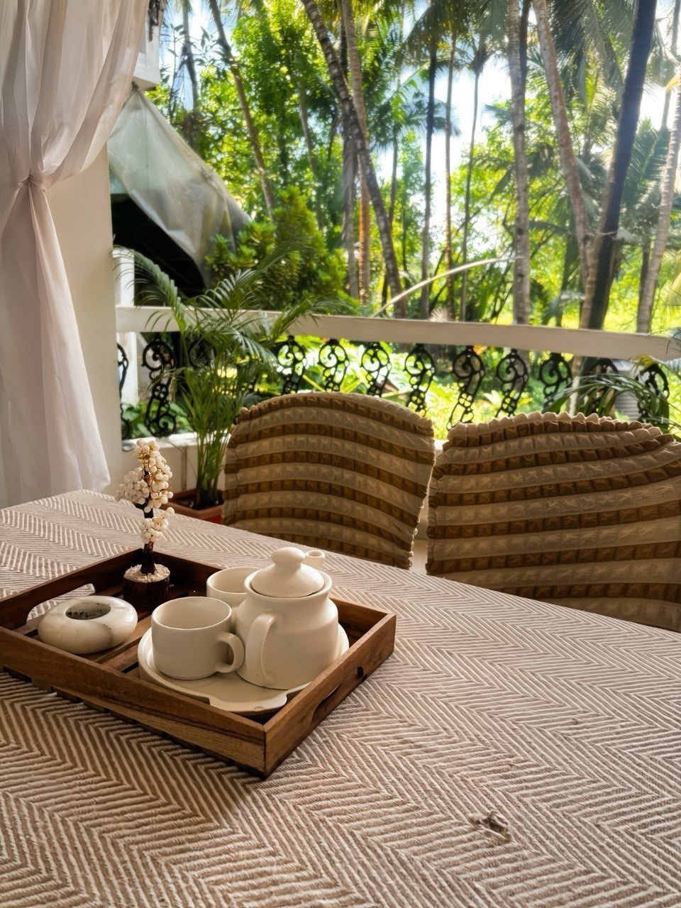 2 BHK, Ашвем — фото 2