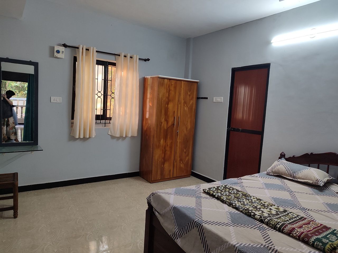 1 BHK, Верхний Мандрем — фото 3