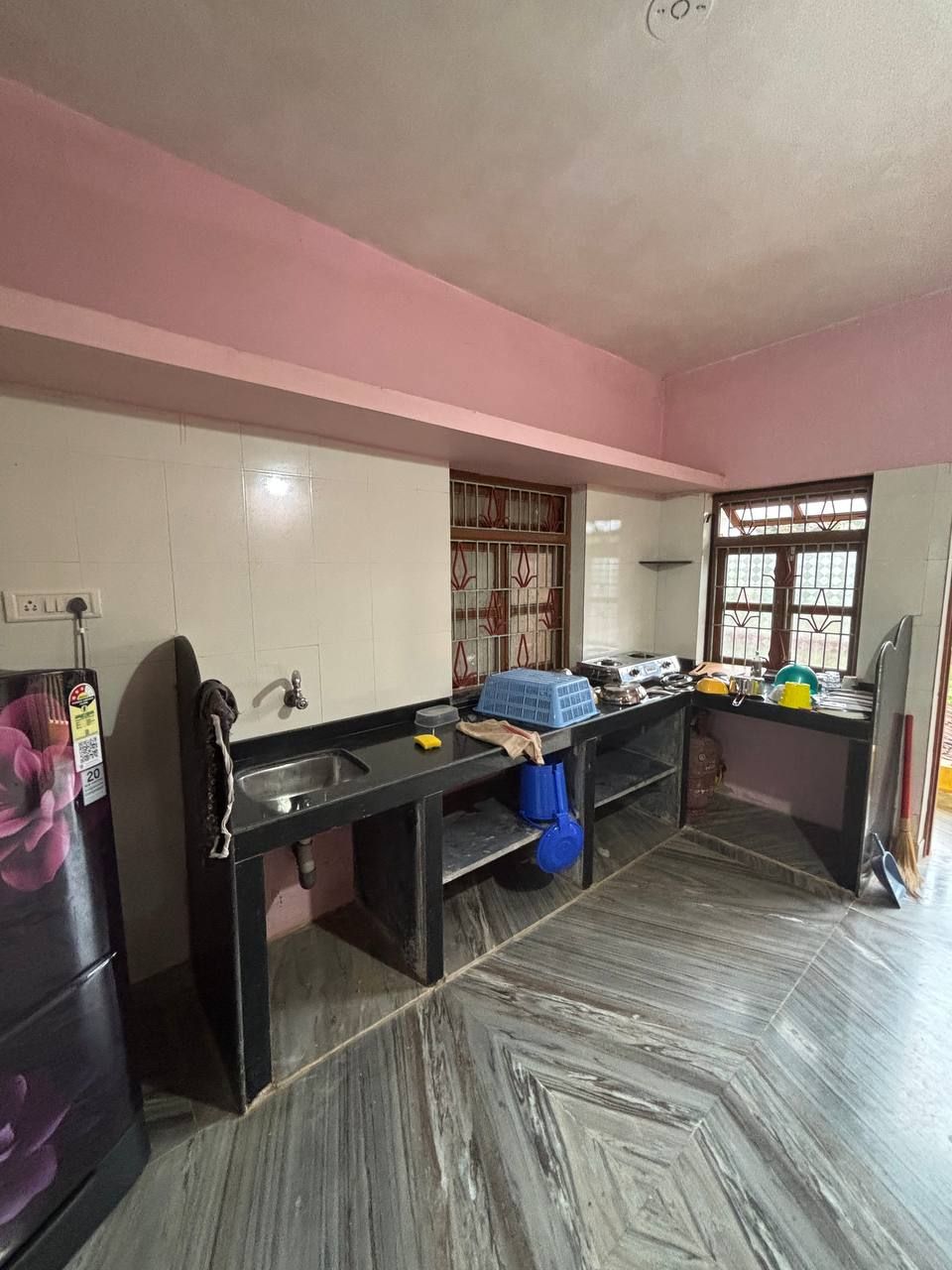 2 BHK, Нижний Мандрем — фото 3