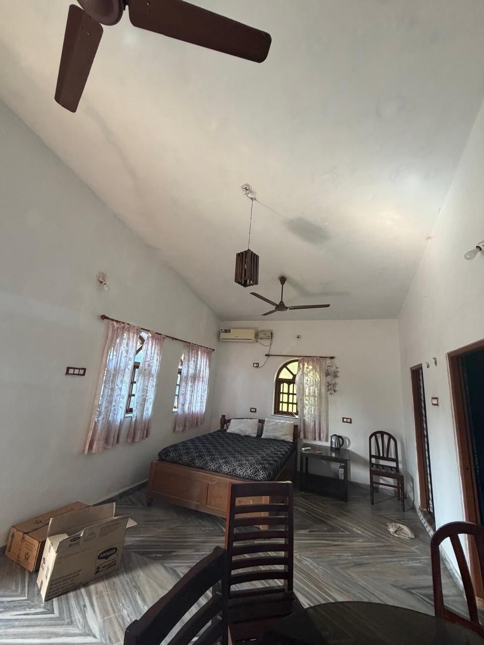 1 BHK, Верхний Мандрем — фото 2