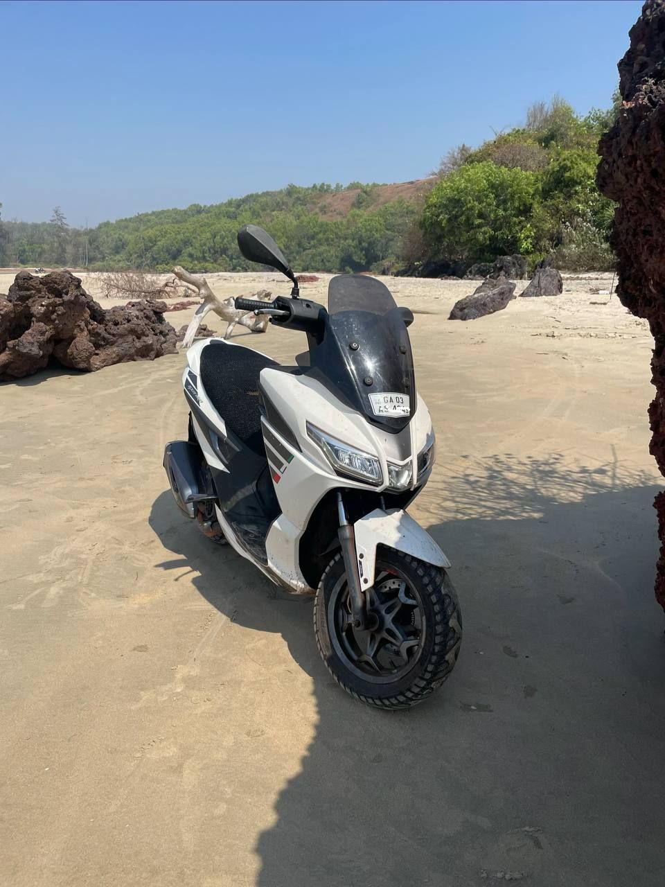 Aprilia SRX 160 в Гоа