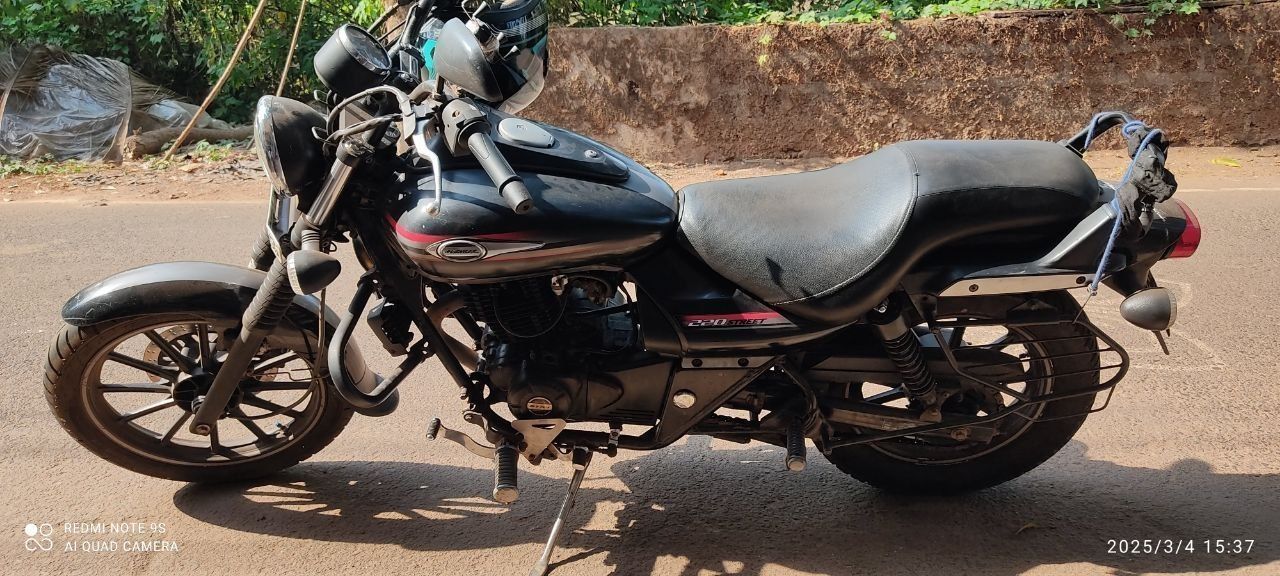 Royal Enfield Thunderbird 220 в Гоа