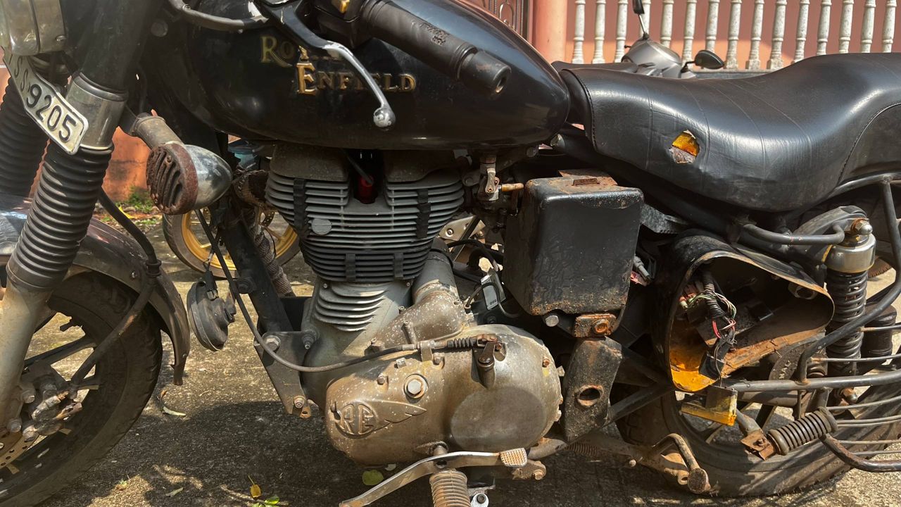 Royal Enfield Bullet Electra 350 — фото 4