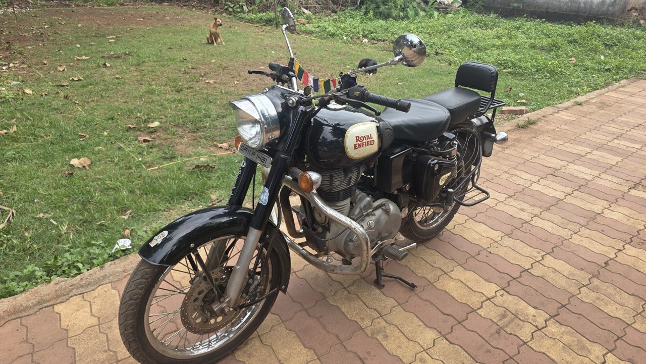 Royal Enfield Classic 350 в Гоа