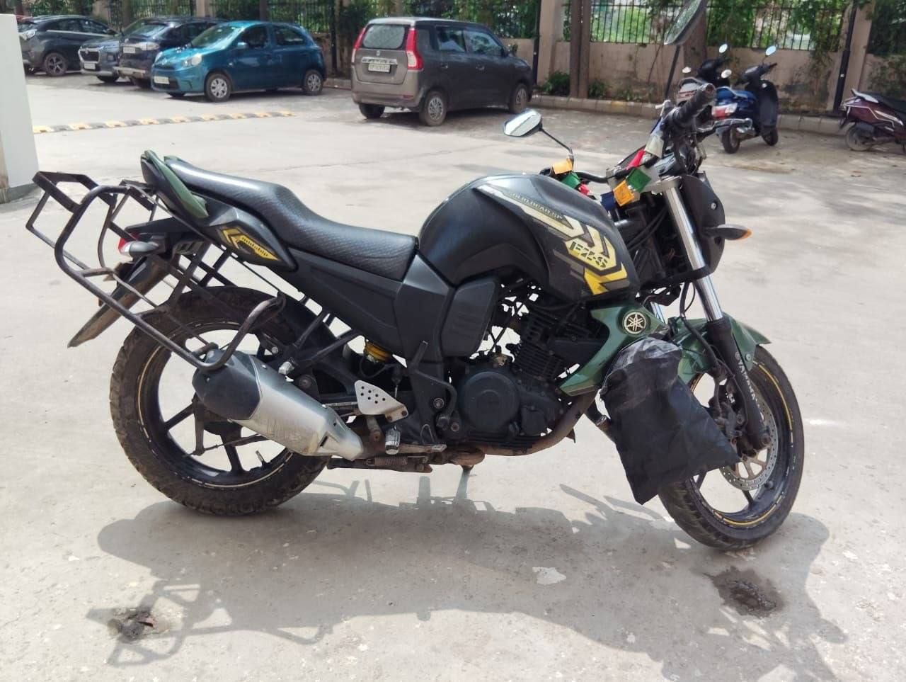 Yamaha FZ-S в Гоа