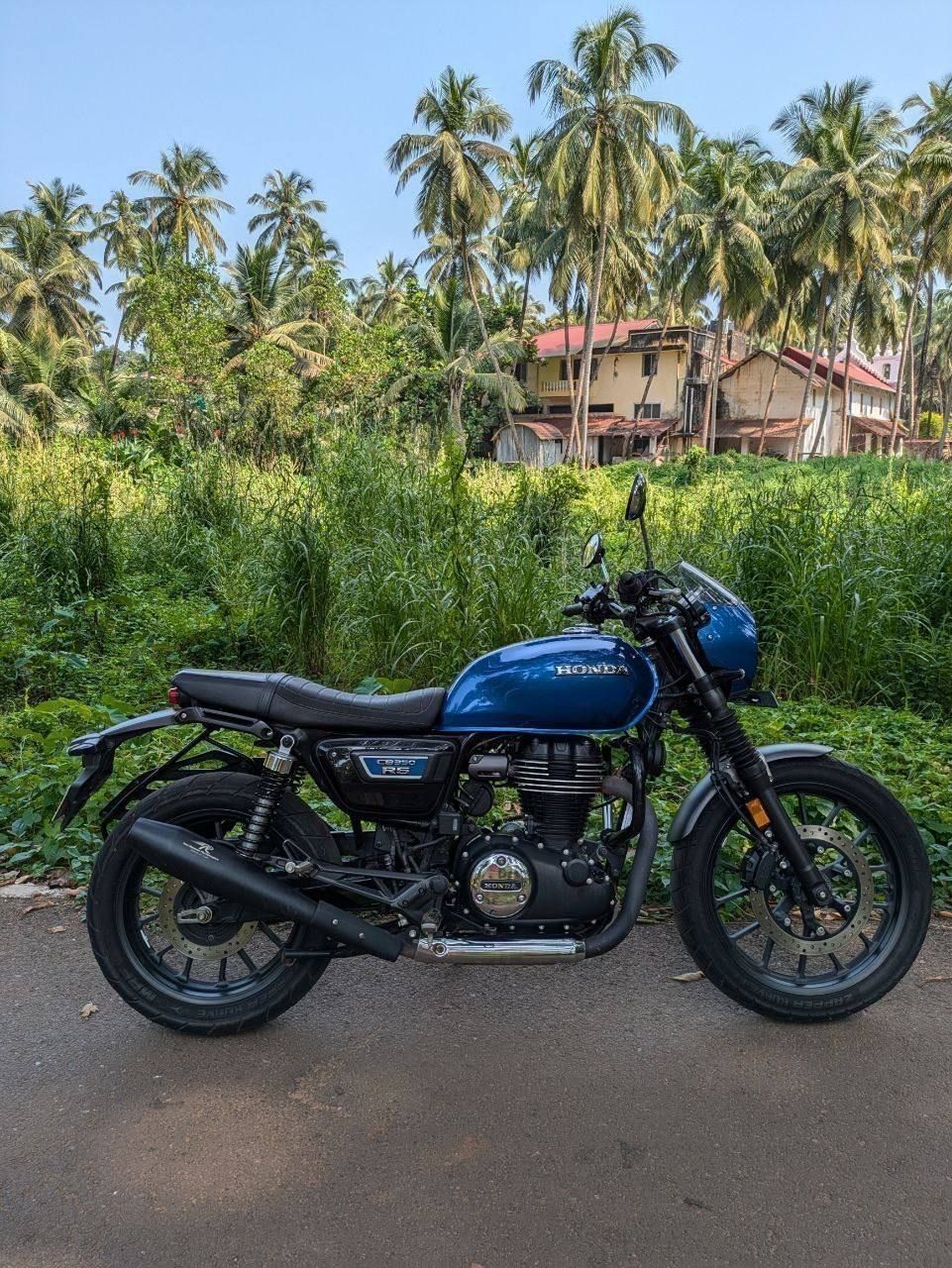 Honda CB350 RS — аренда в Гоа