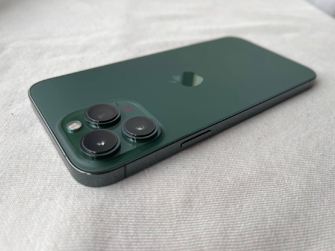 iPhone 13 Pro Max 128 ГБ — фото 2