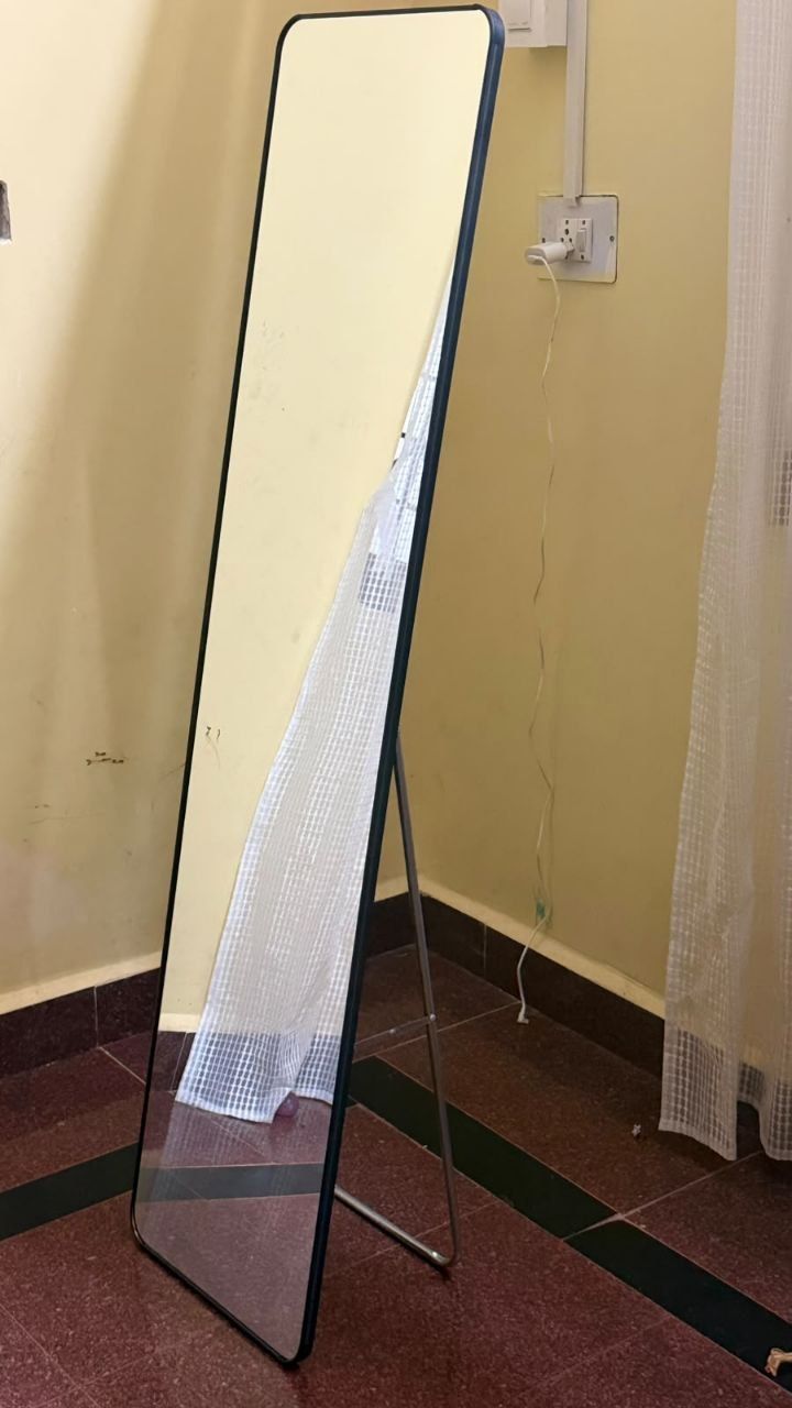 Зеркало 145х35см